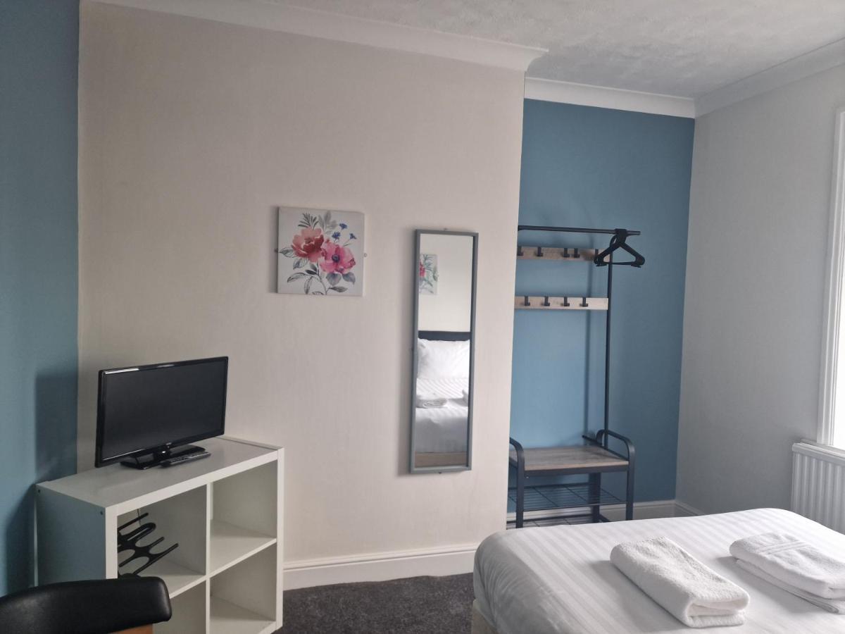 סיטון קארו 2 The Green, Exceptional Large House, Sea Views Loads Of Bathrooms מראה חיצוני תמונה