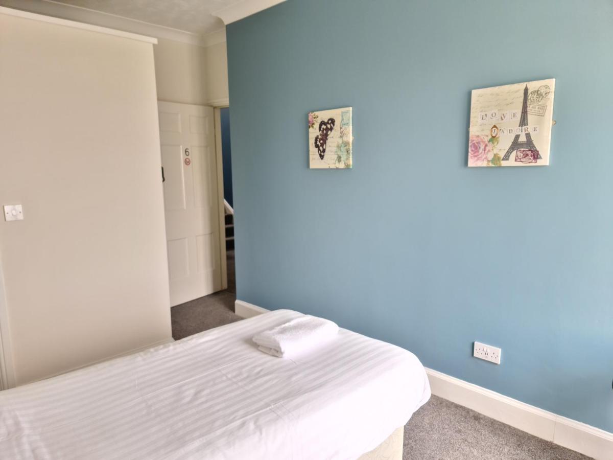 סיטון קארו 2 The Green, Exceptional Large House, Sea Views Loads Of Bathrooms מראה חיצוני תמונה