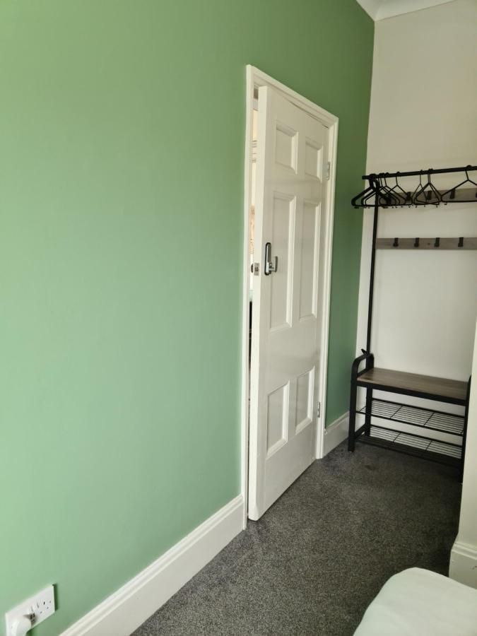 סיטון קארו 2 The Green, Exceptional Large House, Sea Views Loads Of Bathrooms מראה חיצוני תמונה